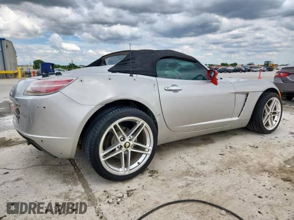 2007 Saturn Sky with VIN 1G8MB35B17Y101092, listed as a Copart auction lot 63033265 with 68,948 mi miles and Clean title. Bid and sale history available at DreamBid. Image 3.