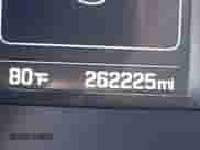 2017 Hyundai Santa Fe SE with VIN KM8SM4HF7HU178968, listed as a IAAI auction lot 43476014 with 262,225 mi miles and . Bid and sale history available at DreamBid. Image 15.