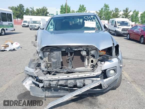 2016 Toyota Tacoma SR5 с VIN 5TFAX5GN7GX052127, выставлен на аукционе IAAI как лот 42576441 с пробегом 153 012 миль миль и . История ставок и продаж доступна на DreamBid. Изображение 18.