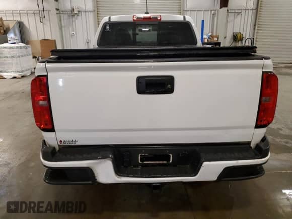 2017 Chevrolet Colorado 4WD Z71 z VIN 1GCPTDE11H1309478, wystawiony jako Copart lot #82426955 z przebiegiem 175 538 mil mil oraz Szkoda całkowita • Salvage title. Historia ofert i sprzedaży dostępna na DreamBid. Obrazek 6.