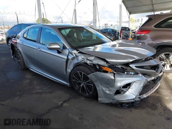 2019 Toyota Camry SE z VIN 4T1B11HKXKU835077, wystawiony jako IAAI lot #43440382 z przebiegiem 48 207 mil mil oraz . Historia ofert i sprzedaży dostępna na DreamBid. Obrazek 1.