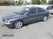 2004 Volvo S60 с VIN YV1RS59V942317275, выставлен на аукционе IAAI как лот 42706842 с пробегом 191 688 миль миль и . История ставок и продаж доступна на DreamBid. Изображение 2.