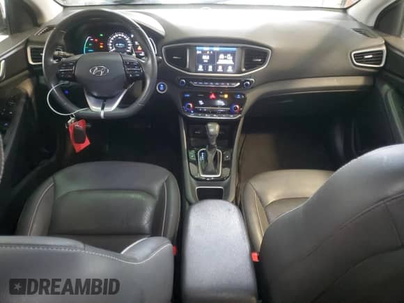 2019 Hyundai Ioniq Limited с VIN KMHC85LC4KU112719, выставлен на аукционе Copart как лот 58819605 с пробегом 115 555 миль миль и Списание • Salvage title. История ставок и продаж доступна на DreamBid. Изображение 8.