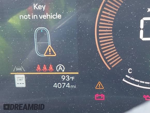 2025 Hyundai Tucson SEL with VIN 5NMJB3DE0SH524645, listed as a IAAI auction lot 43053225 with 4,074 mi miles and . Bid and sale history available at DreamBid. Image 16.