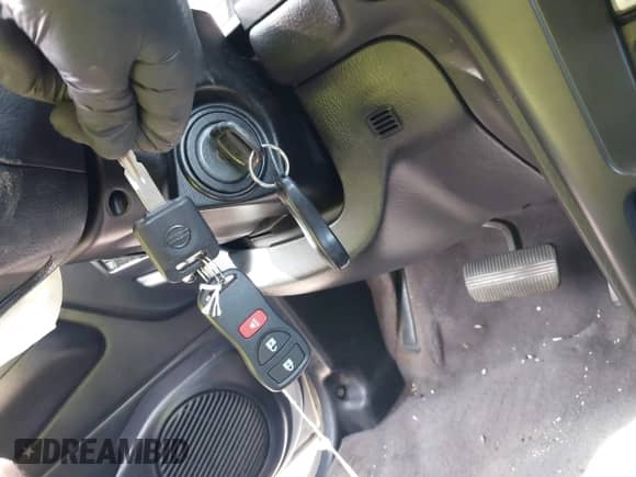 2004 Nissan Pathfinder SE с VIN JN8DR09Y84W910356, выставлен на аукционе IAAI как лот 42178529 с пробегом 132 331 миль миль и . История ставок и продаж доступна на DreamBid. Изображение 11.