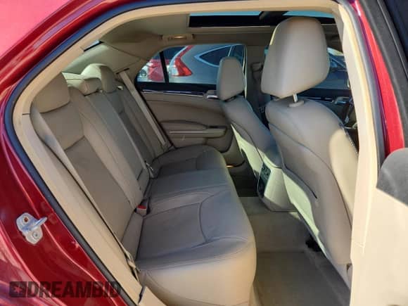 2012 Chrysler 300 Limited с VIN 2C3CCACG1CH274427, выставлен на аукционе Copart как лот 86647365 с пробегом 208 697 миль миль и Чистый • Clean title. История ставок и продаж доступна на DreamBid. Изображение 10.