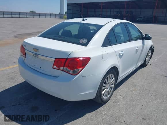 2014 Chevrolet Cruze LS with VIN 1G1PA5SH5E7181440, listed as a IAAI auction lot 42979140 with 94,939 mi miles and . Bid and sale history available at DreamBid. Image 4.
