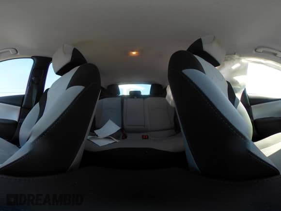 2019 Toyota Prius LE с VIN JTDL9RFU7K3005280, выставлен на аукционе IAAI как лот 42063785 с пробегом 275 530 миль миль и . История ставок и продаж доступна на DreamBid. Изображение 18.