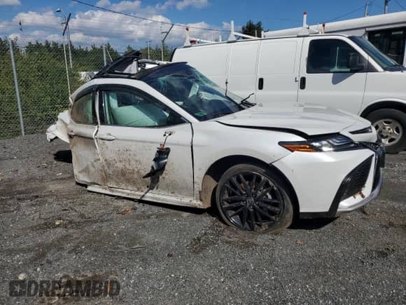 2022 Toyota Camry XSE with VIN 4T1K61BK3NU054156, listed as a Copart auction lot 80948105 with Not provided miles and Salvage title. Bid and sale history available at DreamBid. Image 4.
