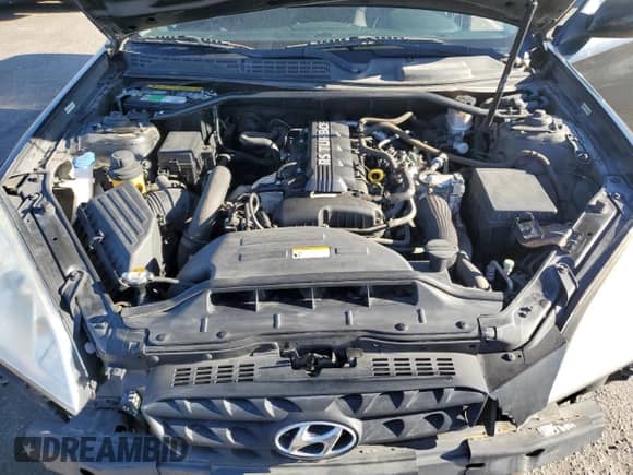 2011 Hyundai Genesis Coupe R-Spec с VIN KMHHT6KD8BU063271, выставлен на аукционе Copart как лот 68354734 с пробегом Не указан миль и Списание • Salvage title. История ставок и продаж доступна на DreamBid. Изображение 11.