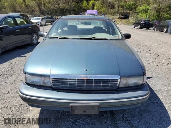 1996 Chevrolet Caprice 1SA Special Value с VIN 1G1BL52P5TR141520, выставлен на аукционе Copart как лот 54915835 с пробегом Не указан миль и Чистый • Clean title. История ставок и продаж доступна на DreamBid. Изображение 5.