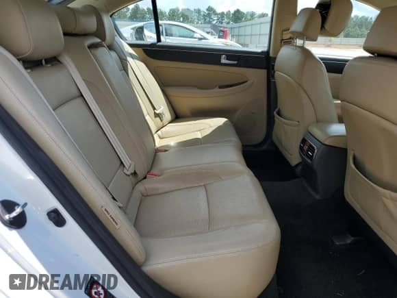 2012 Hyundai Genesis 3.8L z VIN KMHGC4DD7CU197090, wystawiony jako Copart lot #70144985 z przebiegiem 152 390 mil mil oraz Szkoda całkowita • Salvage title. Historia ofert i sprzedaży dostępna na DreamBid. Obrazek 10.