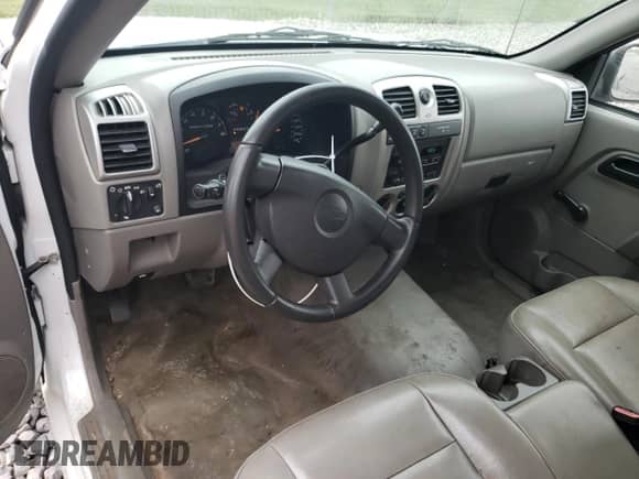 2008 Chevrolet Colorado Work Truck z VIN 1GCDT149388160569, wystawiony jako Copart lot #67165585 z przebiegiem 203 286 mil mil oraz Szkoda całkowita • Salvage title. Historia ofert i sprzedaży dostępna na DreamBid. Obrazek 8.