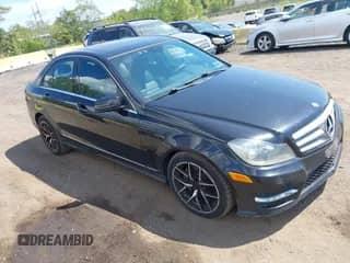 2013 Mercedes-Benz C 300 Sport with VIN WDDGF8AB9DR301546, listed as a IAAI auction lot 43138975 with 109,006 mi miles and . Bid and sale history available at DreamBid. Image 1.