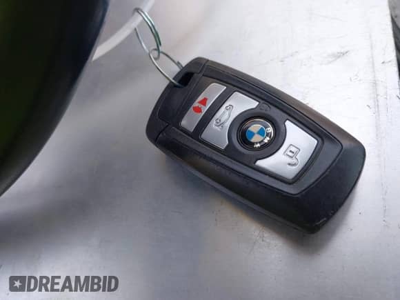 2016 BMW 5 Series 535i с VIN WBA5B1C5XGG133828, выставлен на аукционе IAAI как лот 39934390 с пробегом 83 248 миль миль и . История ставок и продаж доступна на DreamBid. Изображение 11.