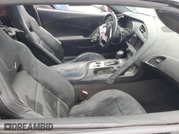 2016 Chevrolet Corvette 3LT z VIN 1G1YF2D78G5122230, wystawiony jako Copart lot #53842935 z przebiegiem Nie podano mil oraz Szkoda całkowita • Salvage title. Historia ofert i sprzedaży dostępna na DreamBid. Obrazek 10.