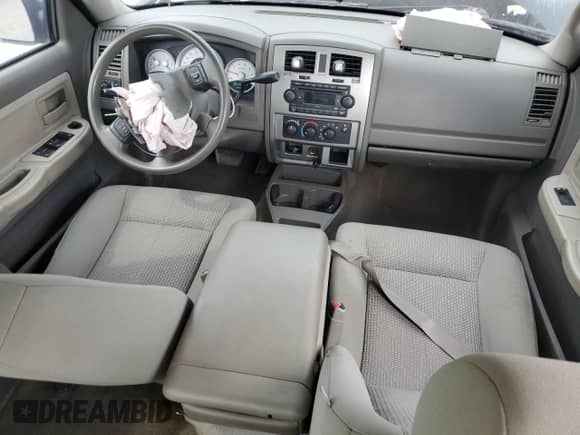 2007 Dodge Dakota SLT с VIN 1D7HE48K57S258939, выставлен на аукционе Copart как лот 53356405 с пробегом 85 464 миль миль и Списание • Salvage title. История ставок и продаж доступна на DreamBid. Изображение 8.