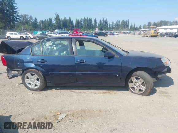 2007 Chevrolet Malibu 1LT z VIN 1G1ZT58F57F113365, wystawiony jako IAAI lot #43199605 z przebiegiem 232 435 mil mil oraz . Historia ofert i sprzedaży dostępna na DreamBid. Obrazek 14.