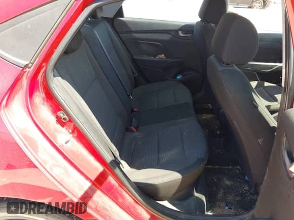 2020 Hyundai Accent SE z VIN 3KPC24A66LE126831, wystawiony jako IAAI lot #43072927 z przebiegiem 117 126 mil mil oraz . Historia ofert i sprzedaży dostępna na DreamBid. Obrazek 8.