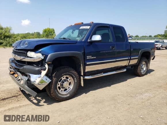 2002 Chevrolet Silverado 2500HD LT с VIN 1GCHK29132E134995, выставлен на аукционе Copart как лот 69037635 с пробегом 148 116 миль миль и Списание • Salvage title. История ставок и продаж доступна на DreamBid. Изображение 1.