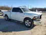 2009 Dodge 1500 SLT z VIN 1D3HB18T79S780783, wystawiony jako Copart lot #88145825 z przebiegiem 210 099 mil mil oraz Czysty tytuł • Clean title. Historia ofert i sprzedaży dostępna na DreamBid. Obrazek 4.