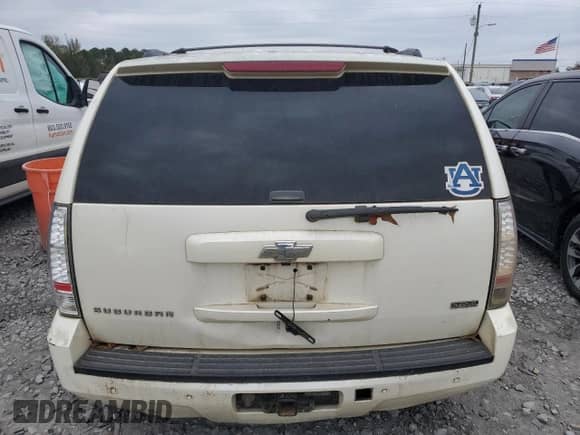 2008 Chevrolet Suburban LTZ с VIN 1GNFC160X8R197997, выставлен на аукционе Copart как лот 79452344 с пробегом Не указан миль и Списание • Salvage title. История ставок и продаж доступна на DreamBid. Изображение 6.