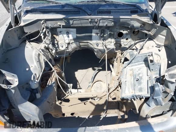 2000 Dodge Durango with VIN 1B4HS28Z6YF266043, listed as a IAAI auction lot 41920134 with Not provided miles and . Bid and sale history available at DreamBid. Image 10.