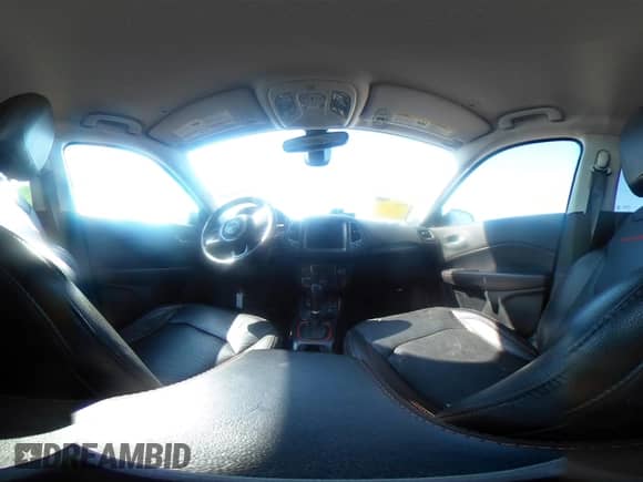 2018 Jeep Compass Trailhawk с VIN 3C4NJDDBXJT403901, выставлен на аукционе IAAI как лот 43123640 с пробегом 103 211 миль миль и . История ставок и продаж доступна на DreamBid. Изображение 19.
