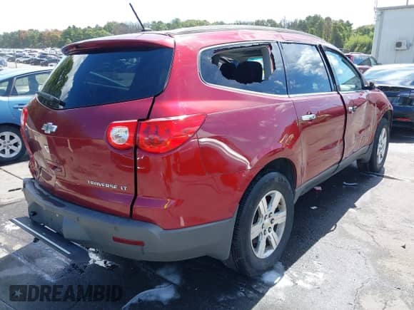 2011 Chevrolet Traverse 1LT с VIN 1GNKVGED1BJ129237, выставлен на аукционе IAAI как лот 43108888 с пробегом 161 658 миль миль и . История ставок и продаж доступна на DreamBid. Изображение 4.