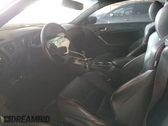 2014 Hyundai Genesis Coupe Grand Touring z VIN KMHHU6KJ0EU120442, wystawiony jako Copart lot #50457835 z przebiegiem Nie podano mil oraz Szkoda całkowita • Salvage title. Historia ofert i sprzedaży dostępna na DreamBid. Obrazek 7.