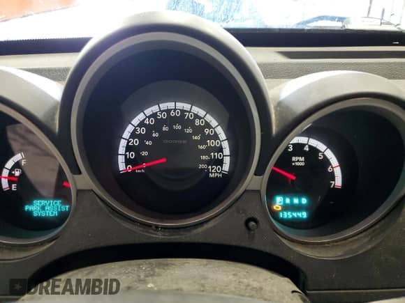 2011 Dodge Nitro Shock z VIN 1D4PU7GX8BW590952, wystawiony jako Copart lot #64893755 z przebiegiem 135 449 mil mil oraz Szkoda całkowita • Salvage title. Historia ofert i sprzedaży dostępna na DreamBid. Obrazek 9.