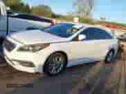 2015 Hyundai Sonata SE с VIN 5NPE24AF7FH238580, выставлен на аукционе IAAI как лот 42032781 с пробегом 115 455 миль миль и . История ставок и продаж доступна на DreamBid. Изображение 14.