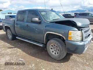 2011 Chevrolet Silverado 1500 LS z VIN 3GCPKREA8BG153514, wystawiony jako IAAI lot #43198392 z przebiegiem 164 080 mil mil oraz . Historia ofert i sprzedaży dostępna na DreamBid. Obrazek 1.