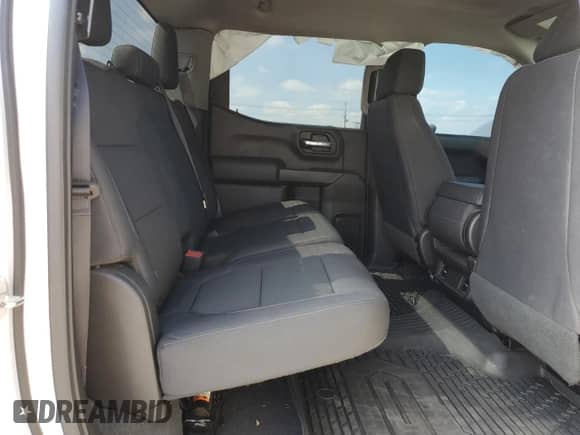 2019 Chevrolet Silverado 1500 Custom with VIN 3GCPWBEH6KG220622, listed as a Copart auction lot 84399025 with 101,029 mi miles and Salvage title. Bid and sale history available at DreamBid. Image 10.