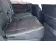 2019 Chevrolet Suburban LT z VIN 1GNSCHKC0KR164263, wystawiony jako IAAI lot #42628223 z przebiegiem 63 895 mil mil oraz . Historia ofert i sprzedaży dostępna na DreamBid. Obrazek 8.