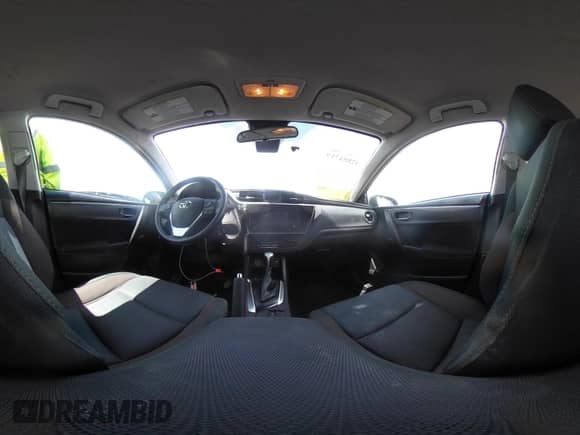 2019 Toyota Corolla L с VIN 5YFBURHE1KP889062, выставлен на аукционе IAAI как лот 42884719 с пробегом 168 995 миль миль и . История ставок и продаж доступна на DreamBid. Изображение 18.