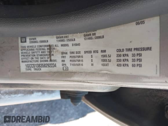 2005 Chevrolet Colorado 1SB LS Z85 z VIN 1GCCS138358292234, wystawiony jako IAAI lot #42895428 z przebiegiem 266 562 mil mil oraz . Historia ofert i sprzedaży dostępna na DreamBid. Obrazek 9.