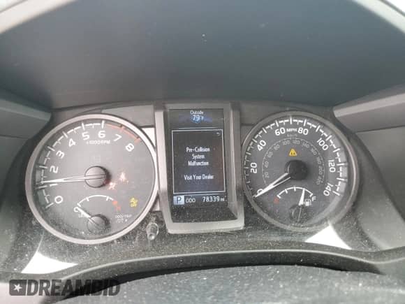 2019 Toyota Tacoma TRD Off Road z VIN 3TMCZ5ANXKM213550, wystawiony jako Copart lot #81675915 z przebiegiem 78 339 mil mil oraz Szkoda całkowita • Salvage title. Historia ofert i sprzedaży dostępna na DreamBid. Obrazek 9.