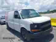 2007 Chevrolet Express Cargo z VIN 1GCGG25V071186234, wystawiony jako IAAI lot #42680616 z przebiegiem 358 942 mil mil oraz . Historia ofert i sprzedaży dostępna na DreamBid. Obrazek 6.