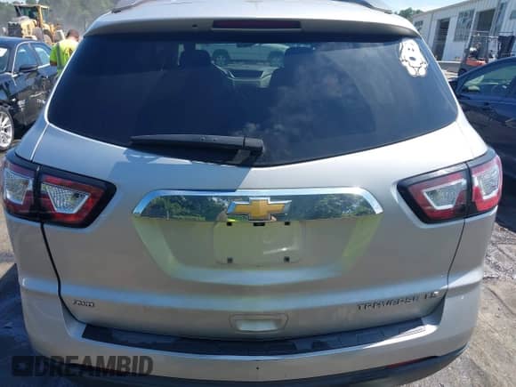 2016 Chevrolet Traverse LS с VIN 1GNKVFED4GJ290439, выставлен на аукционе IAAI как лот 42914428 с пробегом 126 294 миль миль и . История ставок и продаж доступна на DreamBid. Изображение 16.