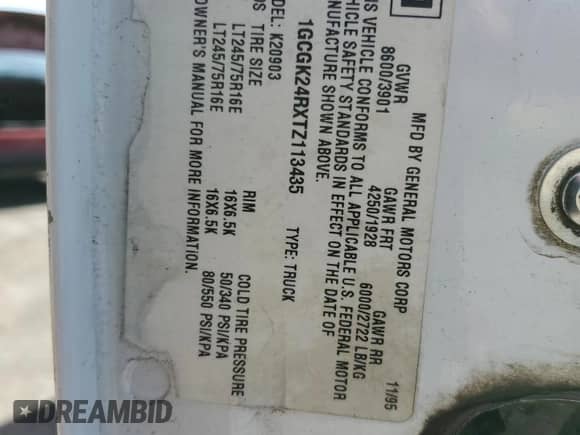 1996 Chevrolet Silverado 2500 with VIN 1GCGK24RXTZ113435, listed as a Copart auction lot 48055715 with 199,643 mi miles and Non repairable. Bid and sale history available at DreamBid. Image 12.