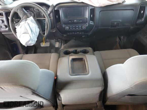 2017 Chevrolet Silverado 2500HD Work Truck z VIN 1GC2KUEG0HZ151797, wystawiony jako Copart lot #67667085 z przebiegiem 225 607 mil mil oraz Szkoda całkowita • Salvage title. Historia ofert i sprzedaży dostępna na DreamBid. Obrazek 8.