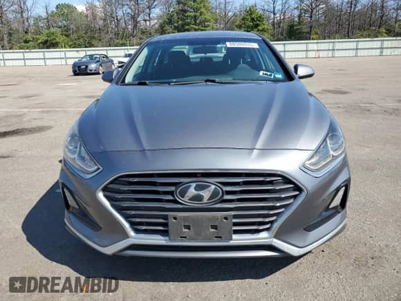 2019 Hyundai Sonata SE с VIN 5NPE24AF8KH758524, выставлен на аукционе Copart как лот 80500035 с пробегом 109 774 миль миль и Списание • Salvage title. История ставок и продаж доступна на DreamBid. Изображение 5.