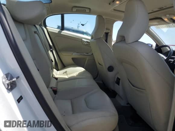 2015 Volvo S60 T5 Premier Plus с VIN YV1612TC8F1310919, выставлен на аукционе Copart как лот 57082134 с пробегом 59 795 миль миль и . История ставок и продаж доступна на DreamBid. Изображение 10.