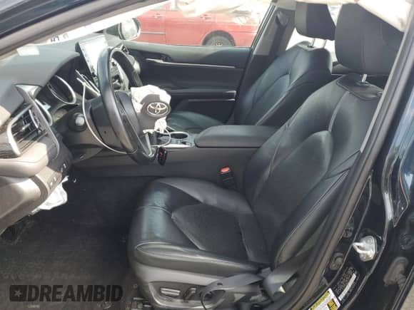 2021 Toyota Camry Hybrid XLE with VIN 4T1F31AK9MU021933, listed as a Copart auction lot 63761875 with 53,904 mi miles and Salvage title. Bid and sale history available at DreamBid. Image 7.