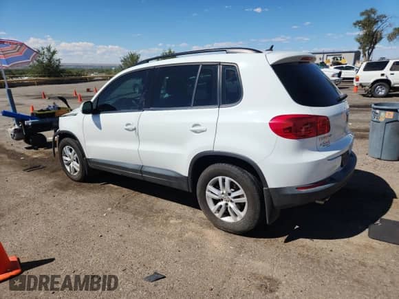 2016 Volkswagen Tiguan S z VIN WVGAV7AX0GW602944, wystawiony jako Copart lot #71832455 z przebiegiem 80 203 mil mil oraz Szkoda całkowita • Salvage title. Historia ofert i sprzedaży dostępna na DreamBid. Obrazek 2.