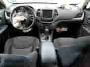 2016 Jeep Cherokee Latitude с VIN 1C4PJMCS9GW227839, выставлен на аукционе Copart как лот 90020335 с пробегом 107 719 миль миль и Списание • Salvage title. История ставок и продаж доступна на DreamBid. Изображение 8.