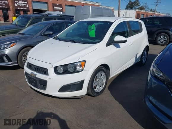 2012 Chevrolet Sonic LS с VIN 1G1JA6SH3C4140072, выставлен на аукционе IAAI как лот 41687442 с пробегом 227 081 миль миль и . История ставок и продаж доступна на DreamBid. Изображение 2.