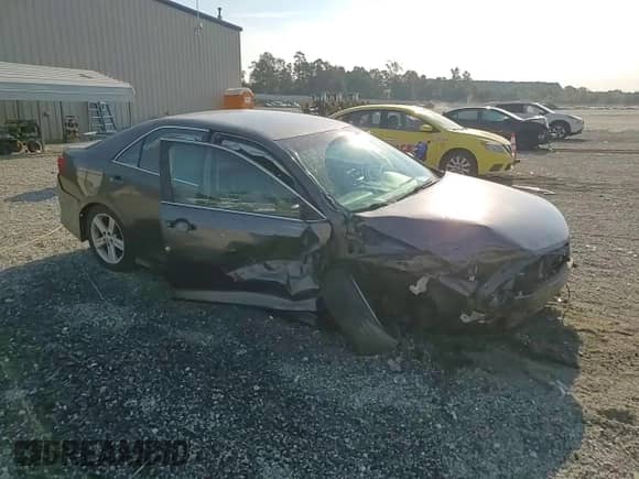 2013 Toyota Camry L with VIN 4T1BF1FK0DU256588, listed as a Copart auction lot 80669295 with 93,838 mi miles and Salvage title. Bid and sale history available at DreamBid. Image 13.