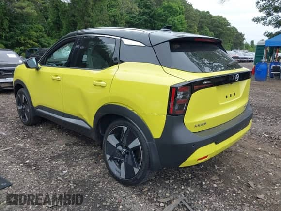 2025 Nissan Kicks SR with VIN 3N8AP6DB6SL314907, listed as a IAAI auction lot 42574144 with 1,634 mi miles and . Bid and sale history available at DreamBid. Image 3.